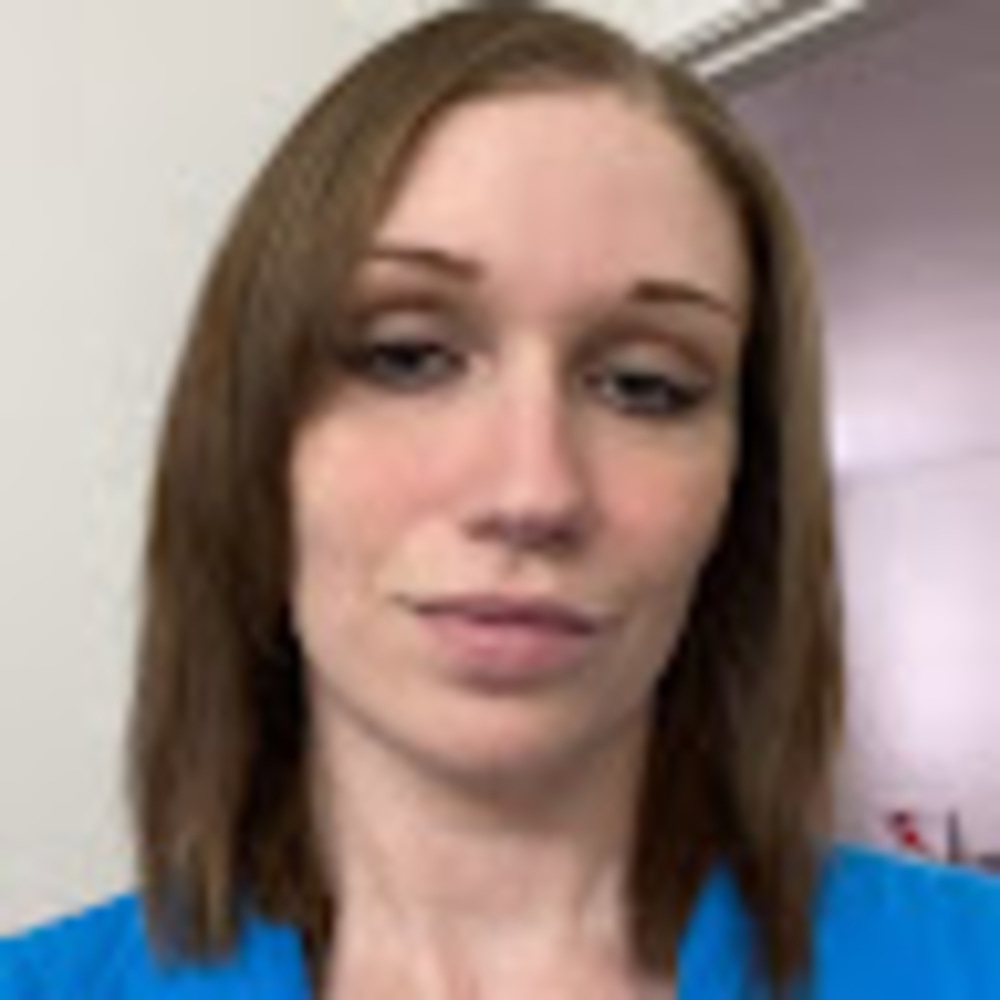 Meet your Posher, Cassandra